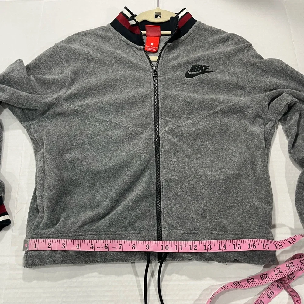 NIKE WOMENS ZIP JACKET (a504)